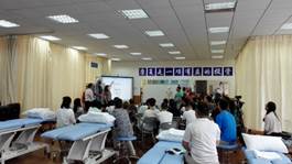 说明:E:\SUS\运动康复学系\2015-16学年 短学期课程\短学期课程相片\IMG_20160627_090550.jpg